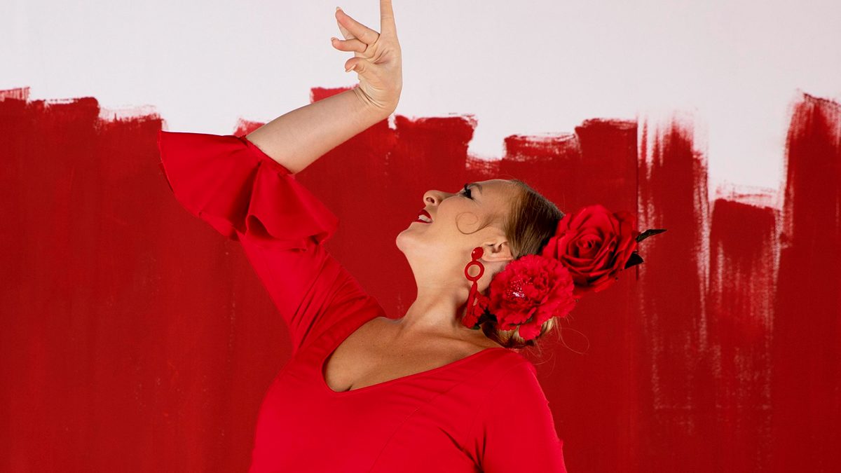¿Vas a la Feria de Abril de 2026? Los trucos para evitar el sudor y sus manchas en tu traje de flamenca
