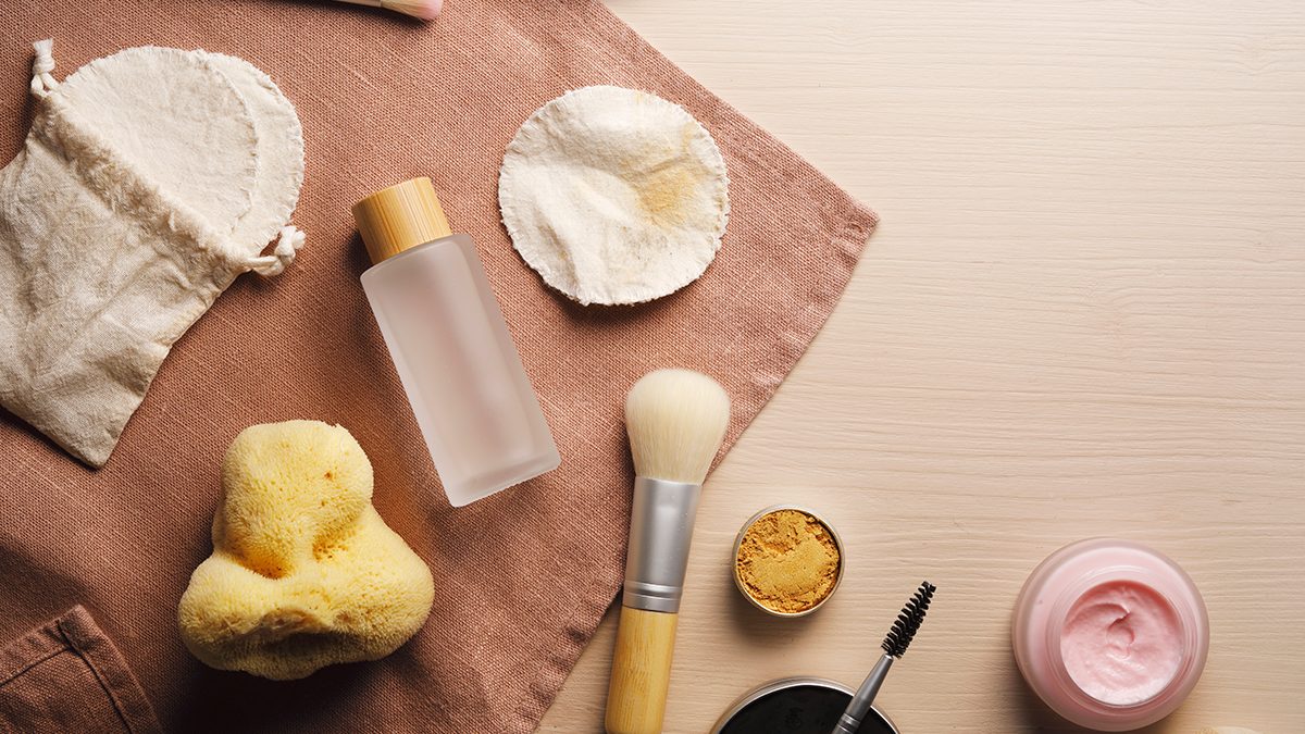 Cómo reciclar correctamente tu maquillaje caducado